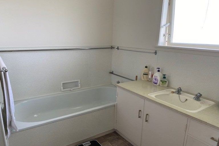 Photo of property in 4 Linklater Avenue, Bellevue, Tauranga, 3110