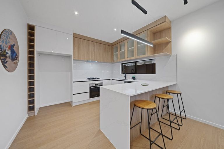 Photo of property in 23b Wanaka Place, Pakuranga Heights, Auckland, 2010