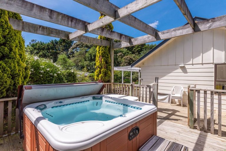 Photo of property in 27 Rongomau Lane, Raumati South, Paraparaumu, 5032