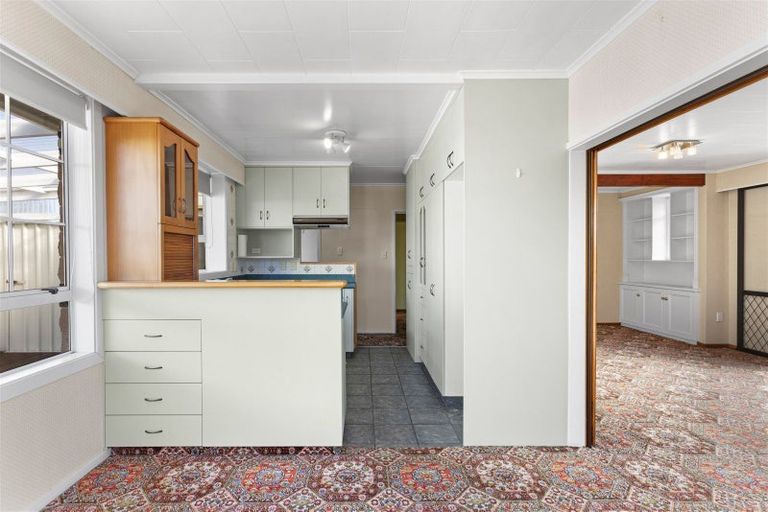 Photo of property in 38 Lyndhurst Street, Westport, 7825