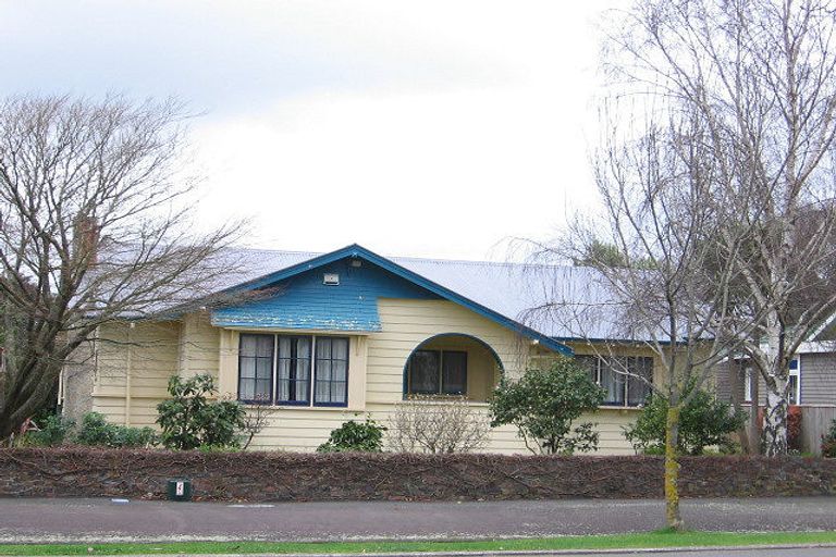 Photo of property in 25 Colombo Street, Hokowhitu, Palmerston North, 4410