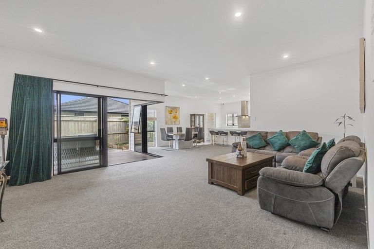 Photo of property in 33a Shaw Road, Coastlands, Whakatane, 3120