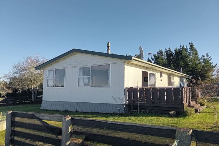 Photo of property in 86 Totara Island Road, Clifton, Balclutha, 9273