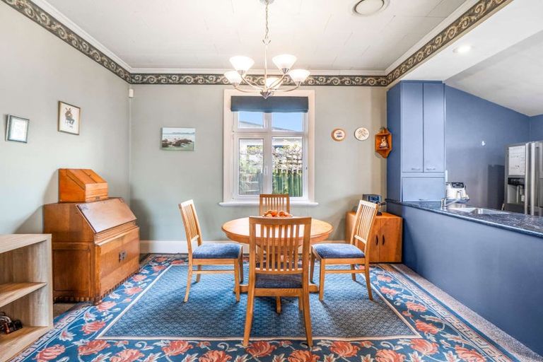 Photo of property in 15 Cleveland Street, Edgeware, Christchurch, 8013