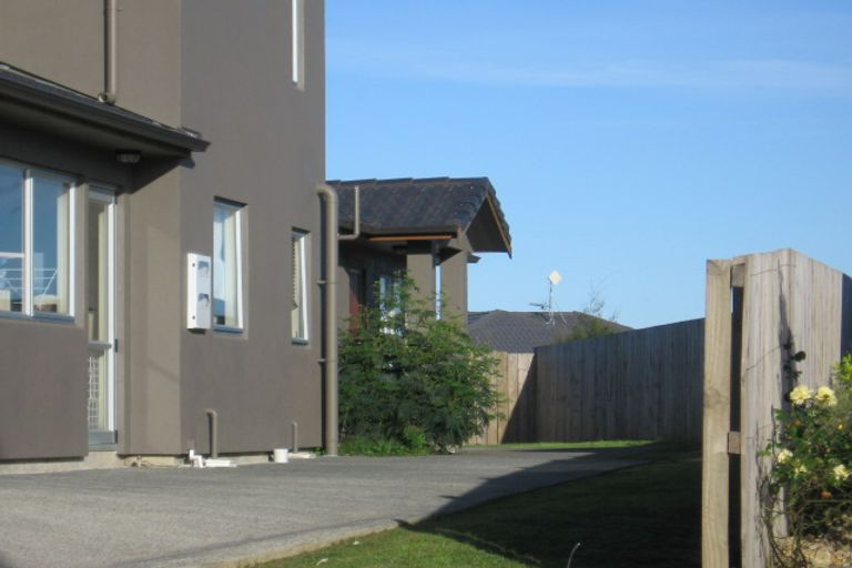 Photo of property in 27 Ballymore Drive, Pinehill, Auckland, 0632