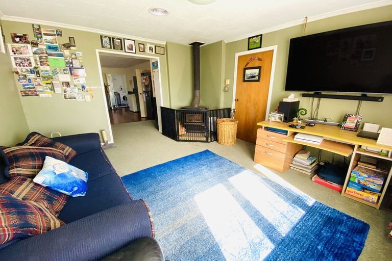 Photo of property in 6 Toko Road, Toko, Stratford, 4392