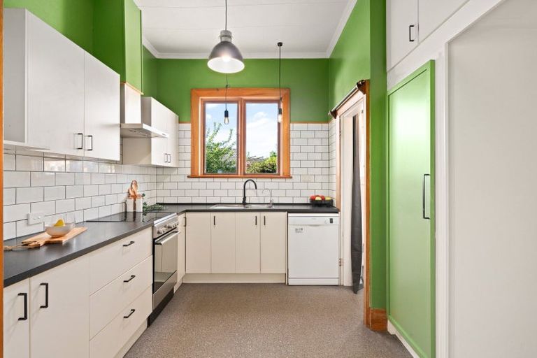 Photo of property in 271 Macandrew Road, Forbury, Dunedin, 9012