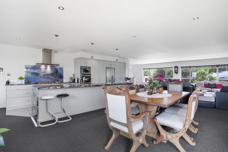 Photo of property in 36 Koutunui Road, Athenree, Katikati, 3177