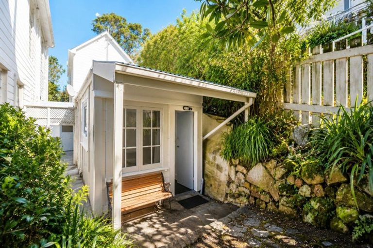 Photo of property in 31d Patanga Crescent, Thorndon, Wellington, 6011