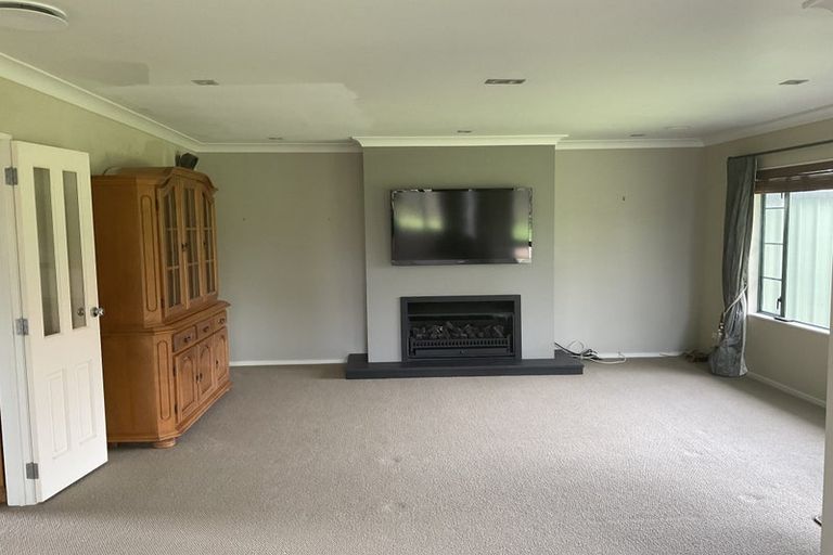 Photo of property in 12 The Mews, Shamrock Park, Auckland, 2016