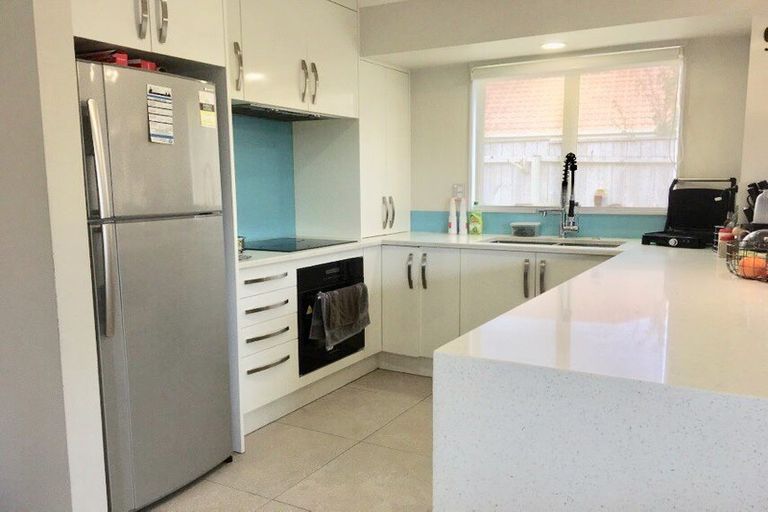 Photo of property in 2 Vidiri Court, Flat Bush, Auckland, 2019