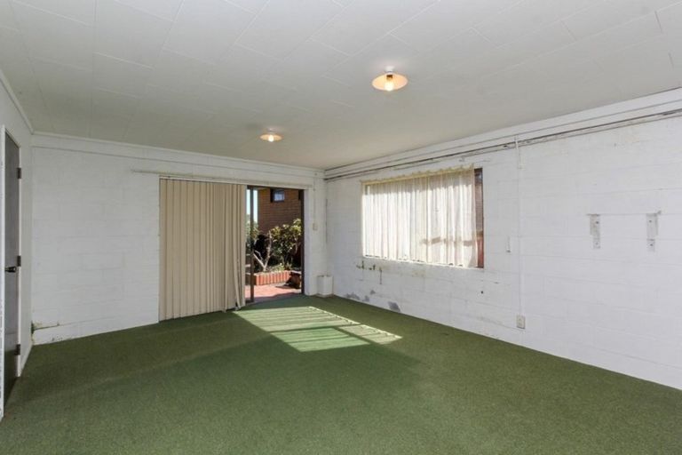 Photo of property in 1/16 Kellyville Heights, Merrilands, New Plymouth, 4312