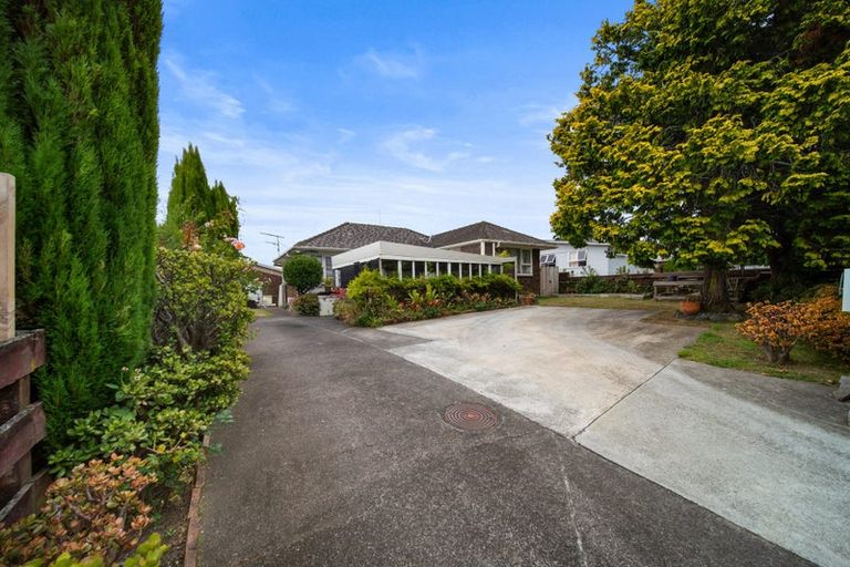 Photo of property in 22 Woburn Street, Mangere East, Auckland, 2024