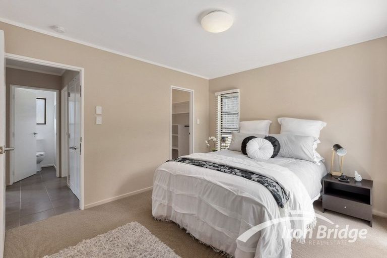 Photo of property in 3/7 Lynngate Place, Hillcrest, Auckland, 0627