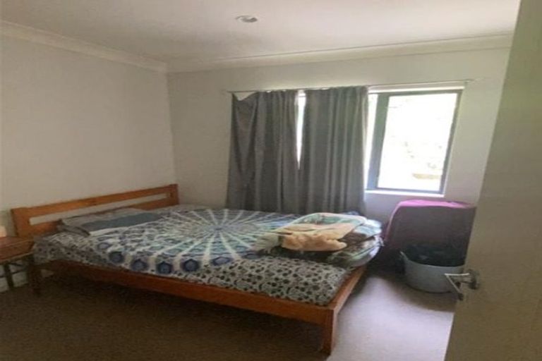 Photo of property in 19 Winsley Terrace, Churton Park, Wellington, 6037