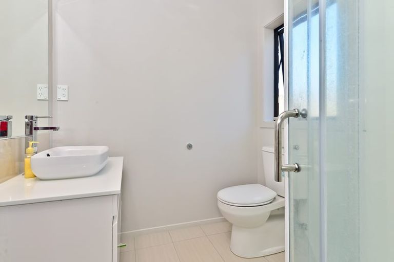 Photo of property in 2 Southbrook Close, Glenview, Hamilton, 3206