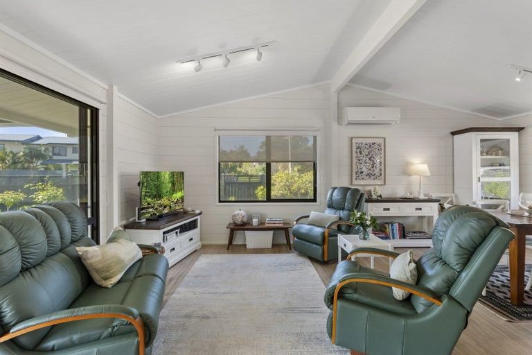 Photo of property in 66 Harbour Road, Ohope, 3121