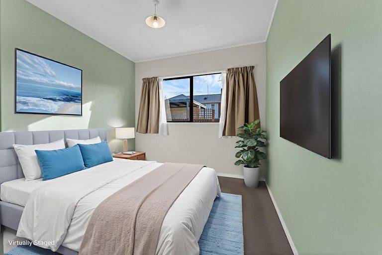 Photo of property in 9b Boundary Road, Opaheke, Papakura, 2113