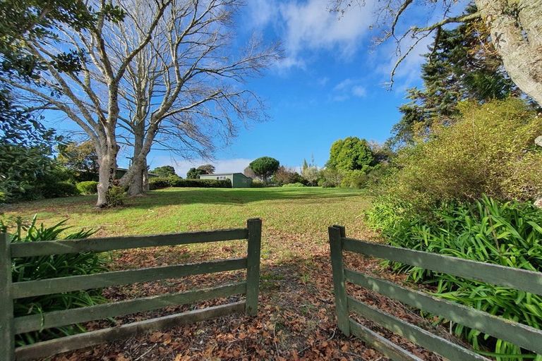 Photo of property in 1124 Sandspit Road, Sandspit, Warkworth, 0982