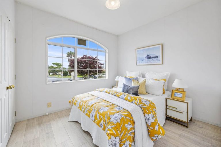 Photo of property in 26 Dannemora Drive, Dannemora, Auckland, 2016