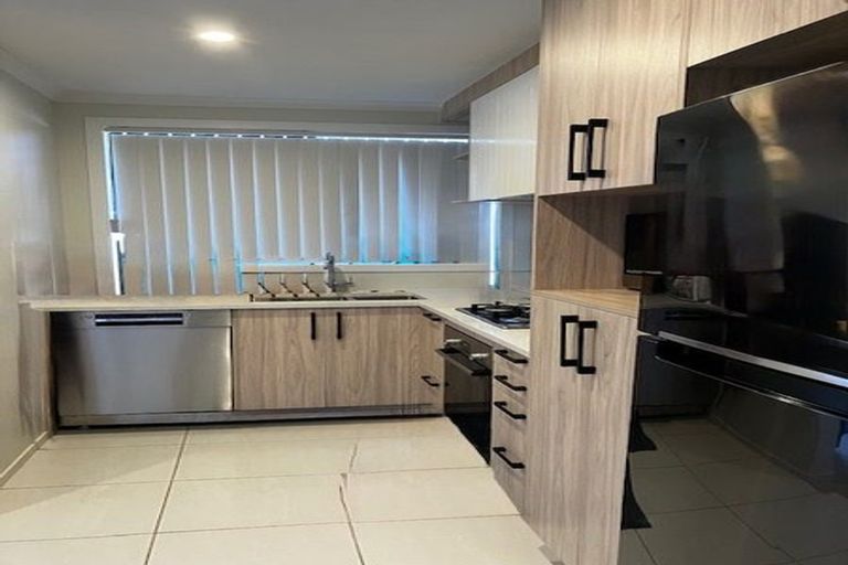 Photo of property in 15 Oderings Place, Huntington, Hamilton, 3210