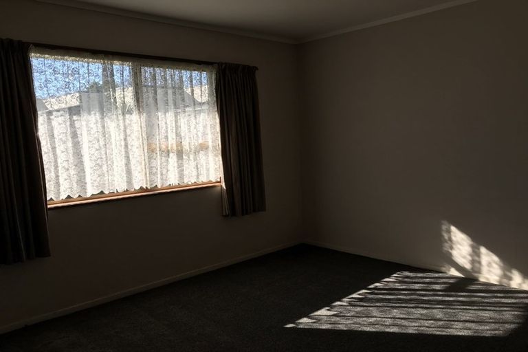 Photo of property in 2/1246 Cameron Road, Gate Pa, Tauranga, 3112