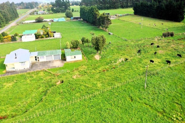 Photo of property in 960 Top Grass Road, Dannevirke, 4972