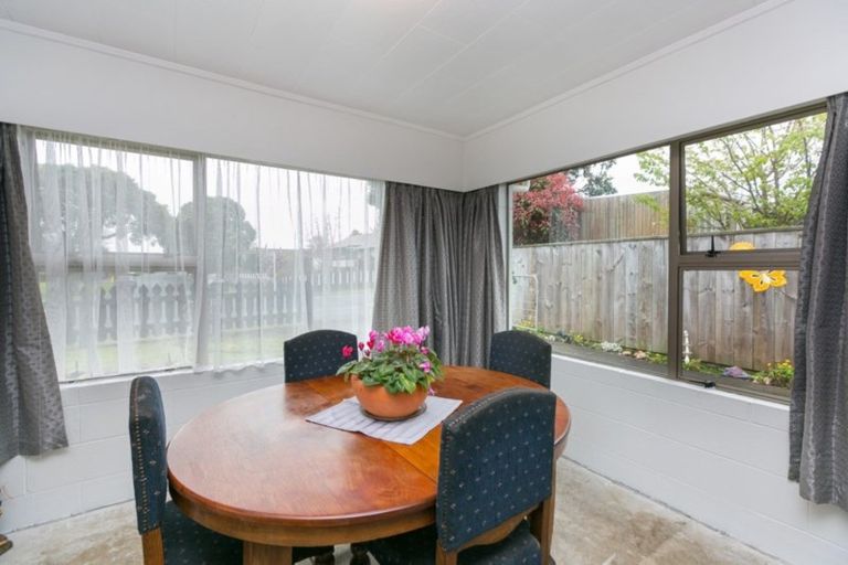 Photo of property in 8 Sarten Street, Waitara, 4320