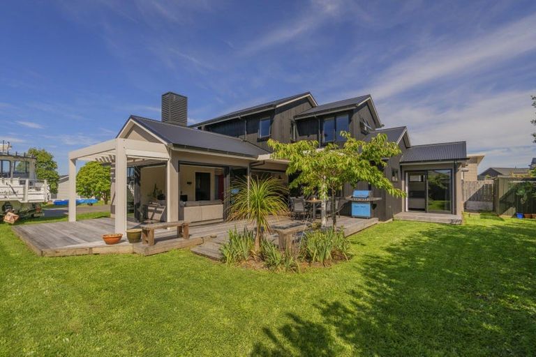 Photo of property in 14 Leeward Drive, Whitianga, 3510