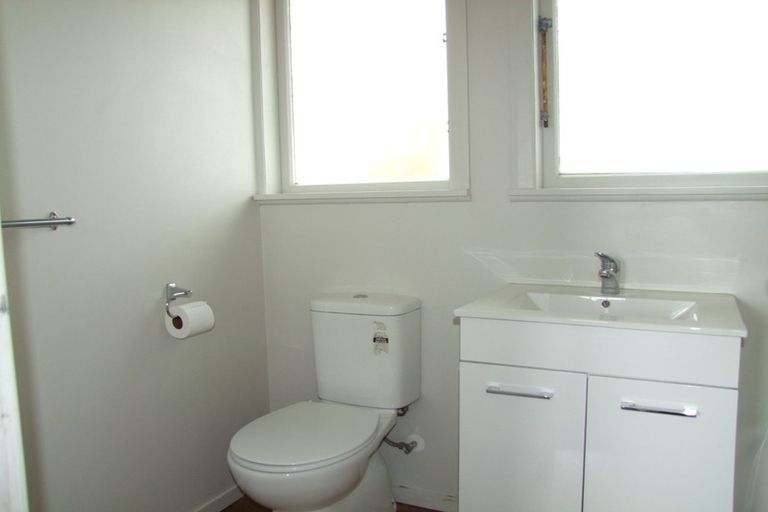 Photo of property in 24 Leman Street, Milton, 9220