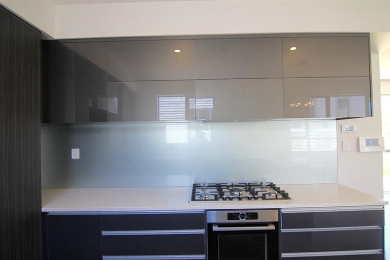 Photo of property in 32 Remuremu Street, Long Bay, Auckland, 0630