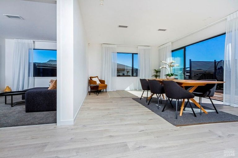 Photo of property in 5 Edward Abell Street, Wainui, 0932