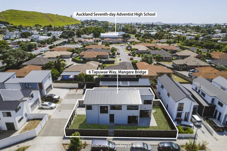 Photo of property in 6 Tapuwae Way, Mangere Bridge, Auckland, 2022