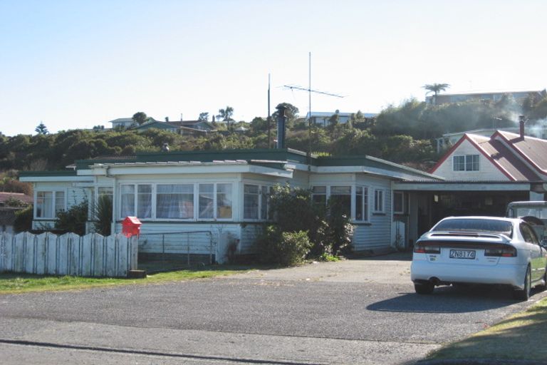 Photo of property in 120 Tudor Street, Hokitika, 7810