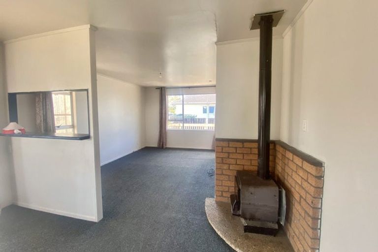 Photo of property in 5 Adel Place, Weymouth, Auckland, 2103