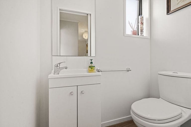 Photo of property in 10 Swithland Place, Avonhead, Christchurch, 8042