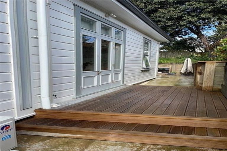 Photo of property in 58 Majoribanks Street, Mount Victoria, Wellington, 6011