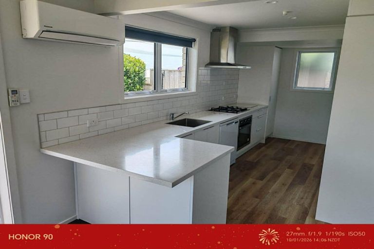 Photo of property in 59a Hobson Street, New Plymouth, 4312