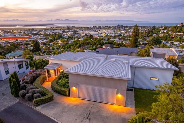 Photo of property in 33 Pinnacle Place, Wakatu, Nelson, 7011