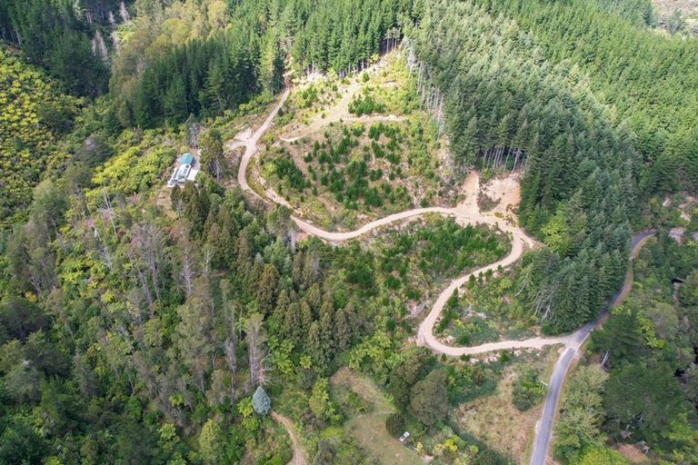 Photo of property in 396 Mangaone South Road, Reikorangi, Waikanae, 5391