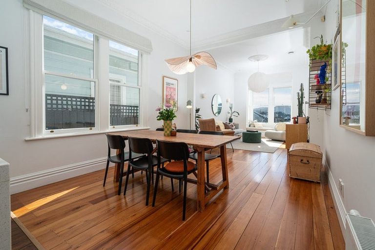 Photo of property in 18 Lawrence Street, Newtown, Wellington, 6021