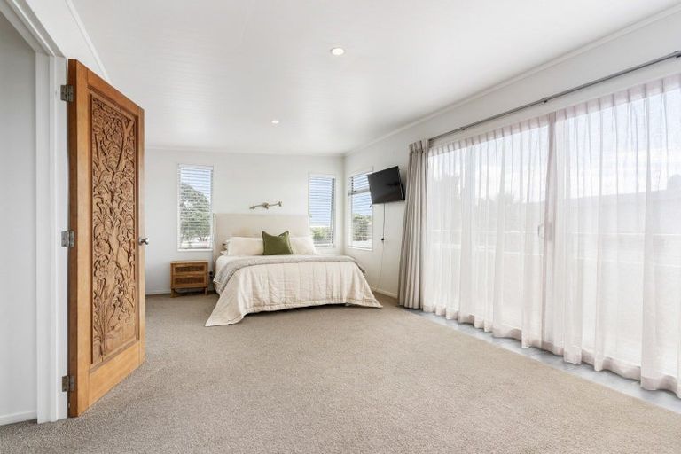 Photo of property in 106 Saint Patricks Row, Whangamata, 3620