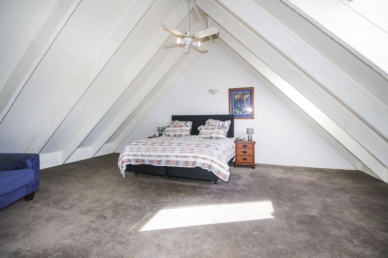 Photo of property in 164 Sturges Road, Henderson, Auckland, 0612