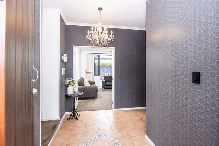 Photo of property in 31 Aloma Way, Glenview, Hamilton, 3206