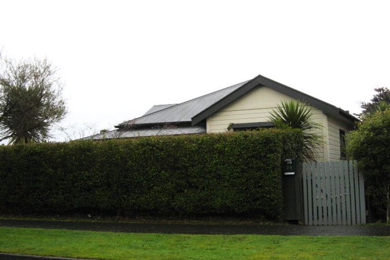 Photo of property in 24 Compton Street, Georgetown, Invercargill, 9812