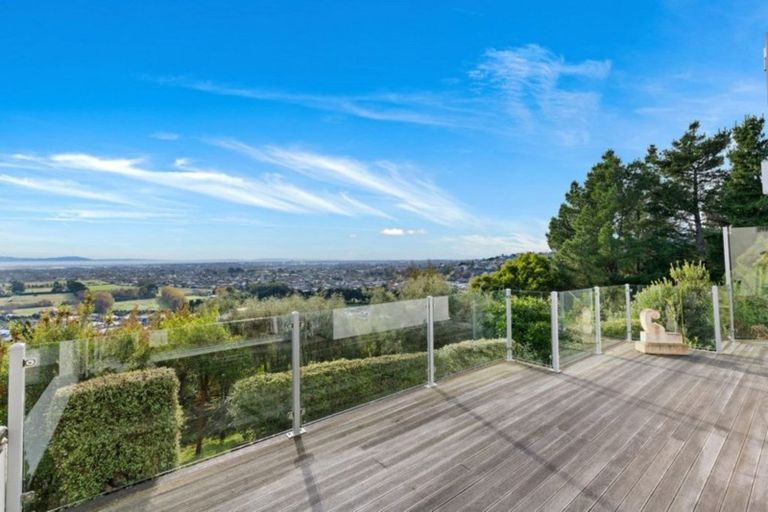 Photo of property in 2a Foxfield Lane, Westmorland, Christchurch, 8025