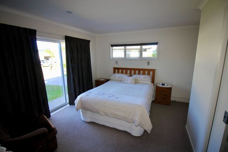 Photo of property in 16 Aquila Drive, Whitianga, 3510