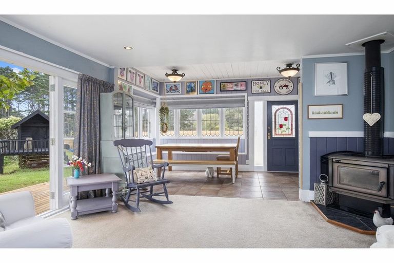 Photo of property in 122 Reid Road, Glenbrook, Waiuku, 2681