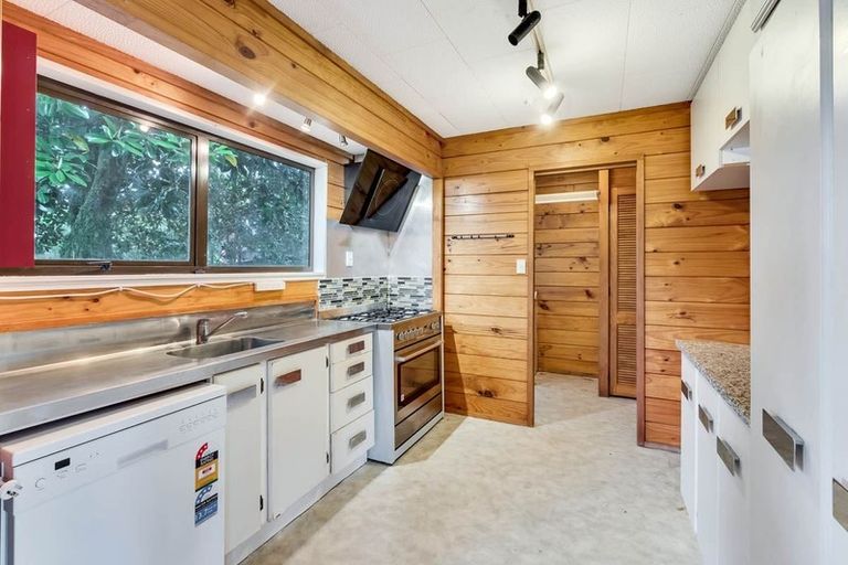 Photo of property in 1/25 Cron Avenue, Te Atatu South, Auckland, 0610