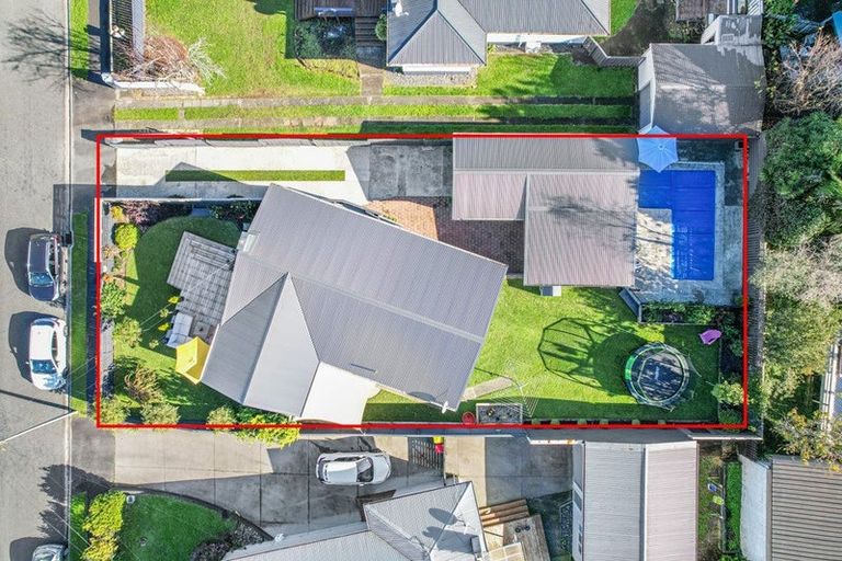 Photo of property in 14 Manapouri Place, Glenview, Hamilton, 3206